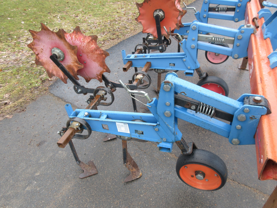 5353 Hatzenbichler Row crop cleaner 2 row