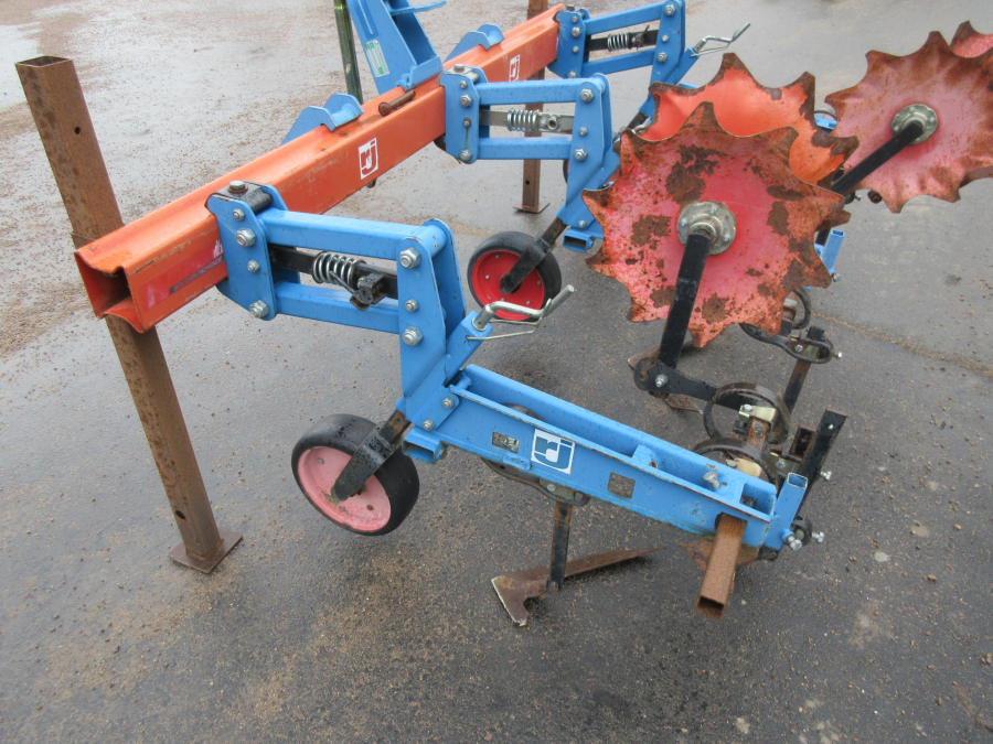5353 Hatzenbichler Row crop cleaner 2 row