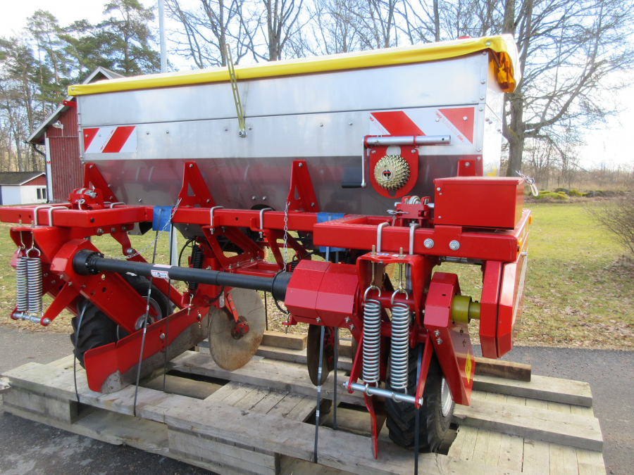 5387 Grimme FA200 front fertilizer unit