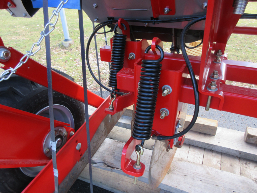 5387 Grimme FA200 front fertilizer unit