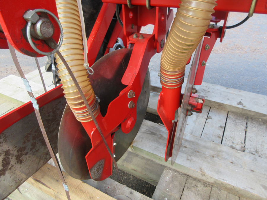 5387 Grimme FA200 front fertilizer unit