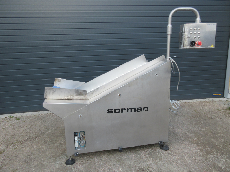5416 Sormac PWV Step Flow feeder for carrot