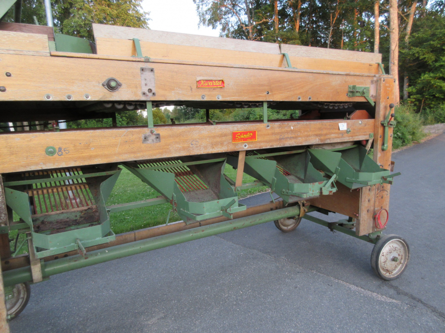 5426 Schouten onion sorter combi with inspection etc