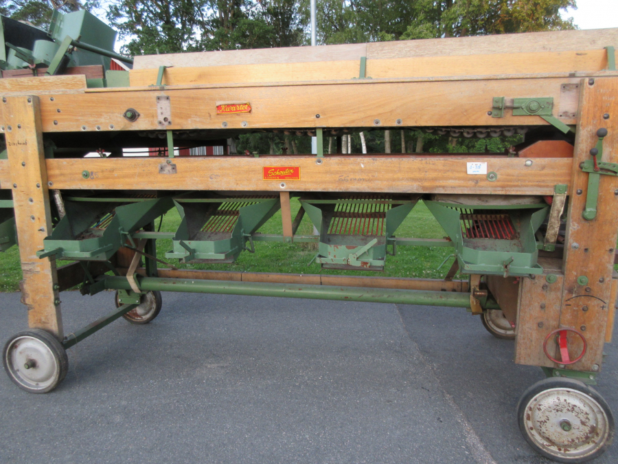 5426 Schouten onion sorter combi with inspection etc