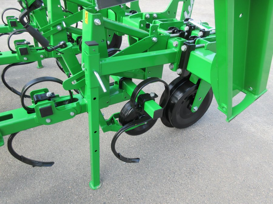 5430 Sfoggia disc ridger for potato 4 row