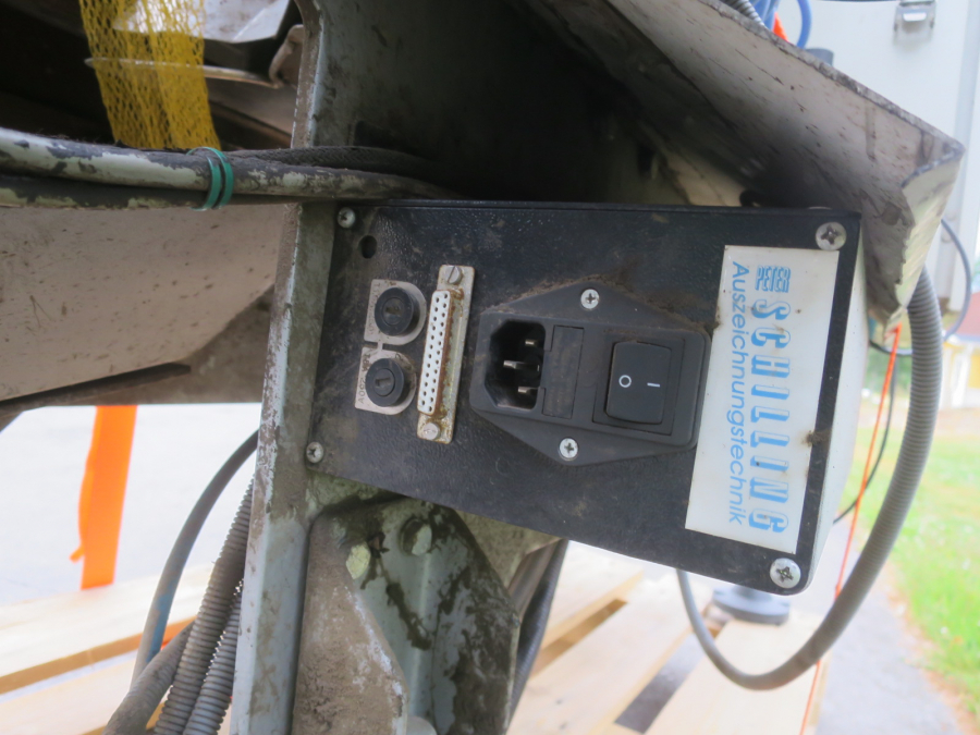 5444 Upmatic 3006 net clipper