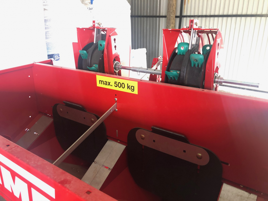 5458 Grimme GL32E potato planter