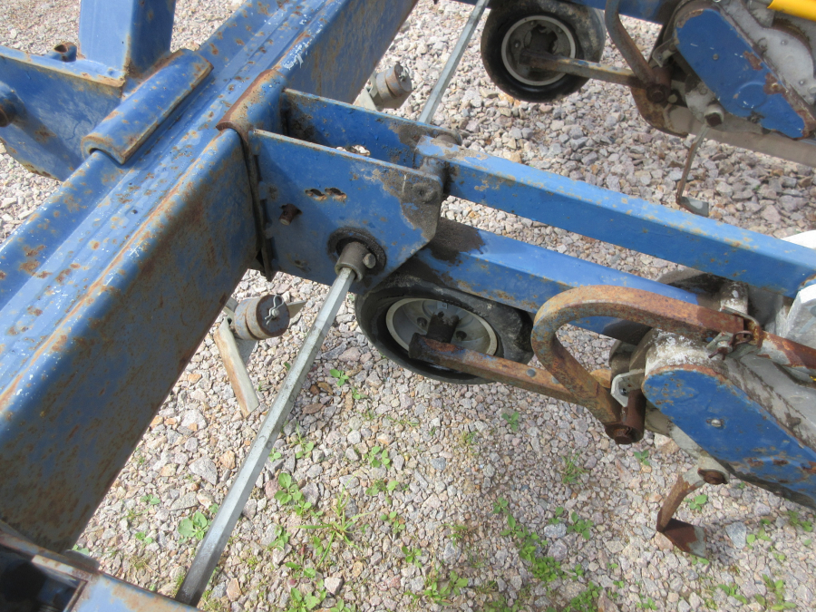 5463 Nibex 500 2 row precision seeder for vegetables