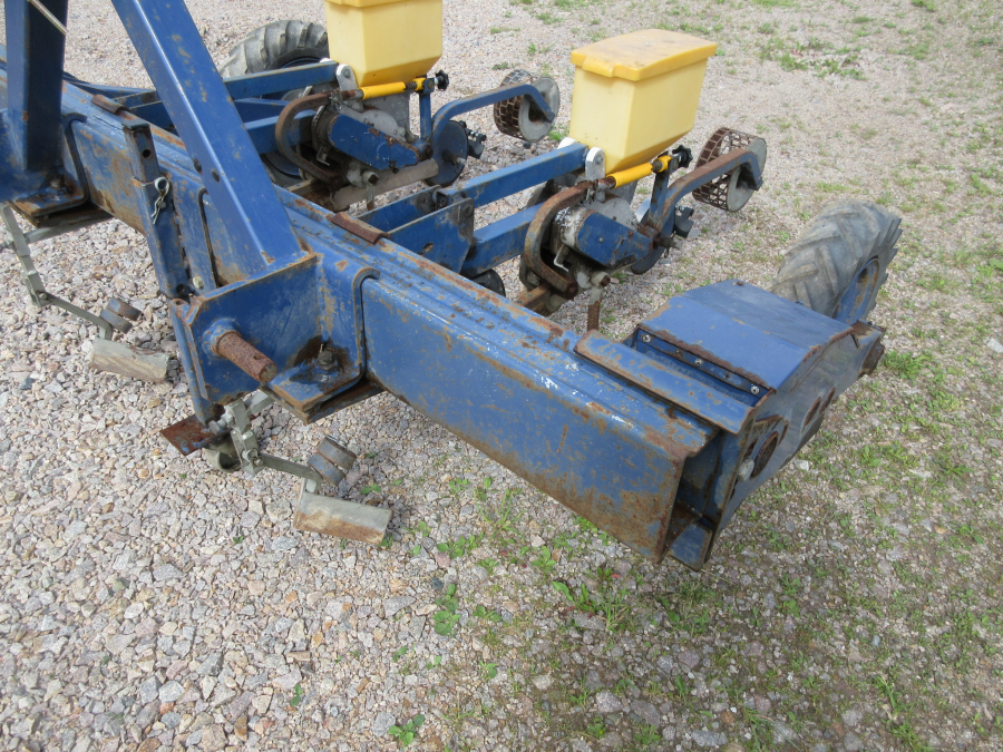 5463 Nibex 500 2 row precision seeder for vegetables