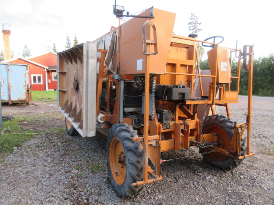 5486 Steam Sterilisation machine selfpropelled
