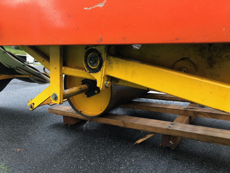 5487 Samon onion windrower used