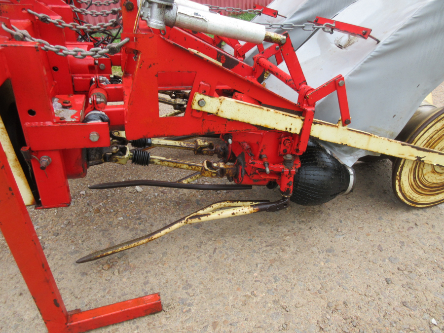 5526 Oldenhuis haulm puller looftrekker