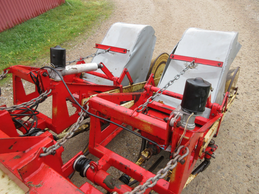 5526 Oldenhuis haulm puller looftrekker