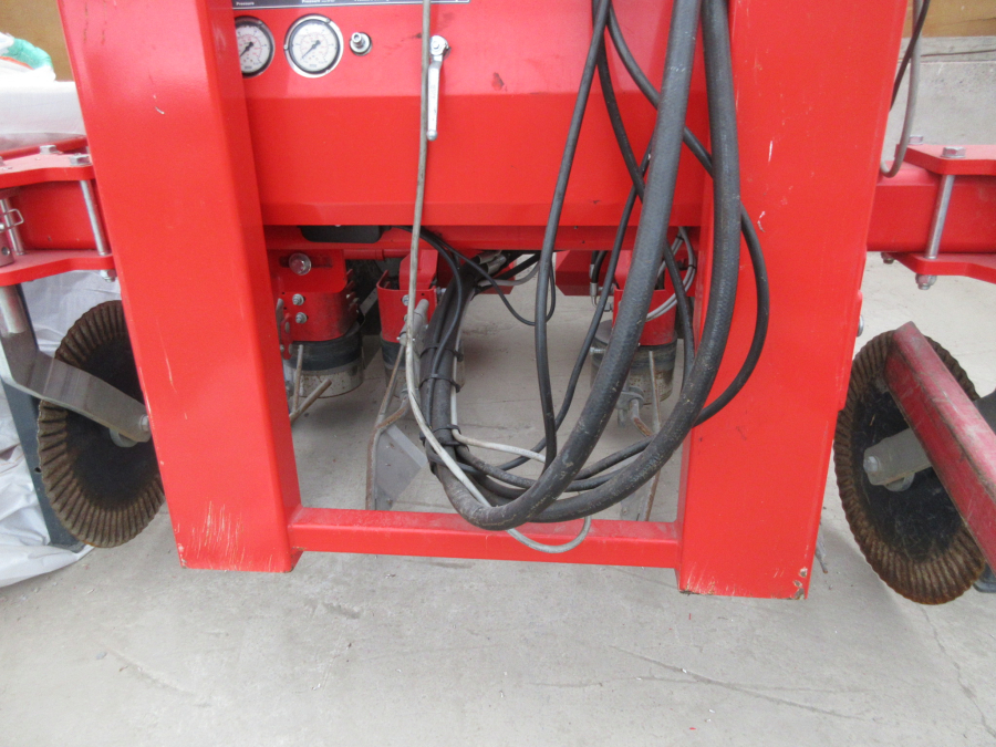 5527 Vegniek Discmaster haulmpuller 2 row
