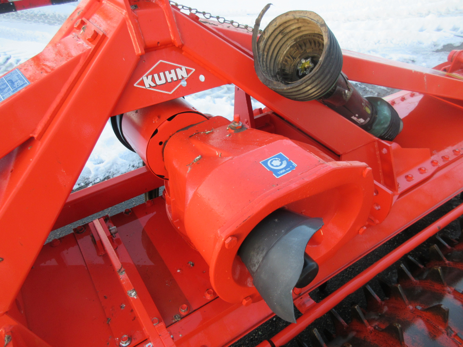 5538 Kuhn Power harrow 4m