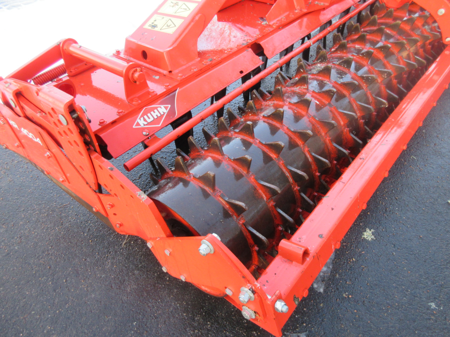 5538 Kuhn Power harrow 4m