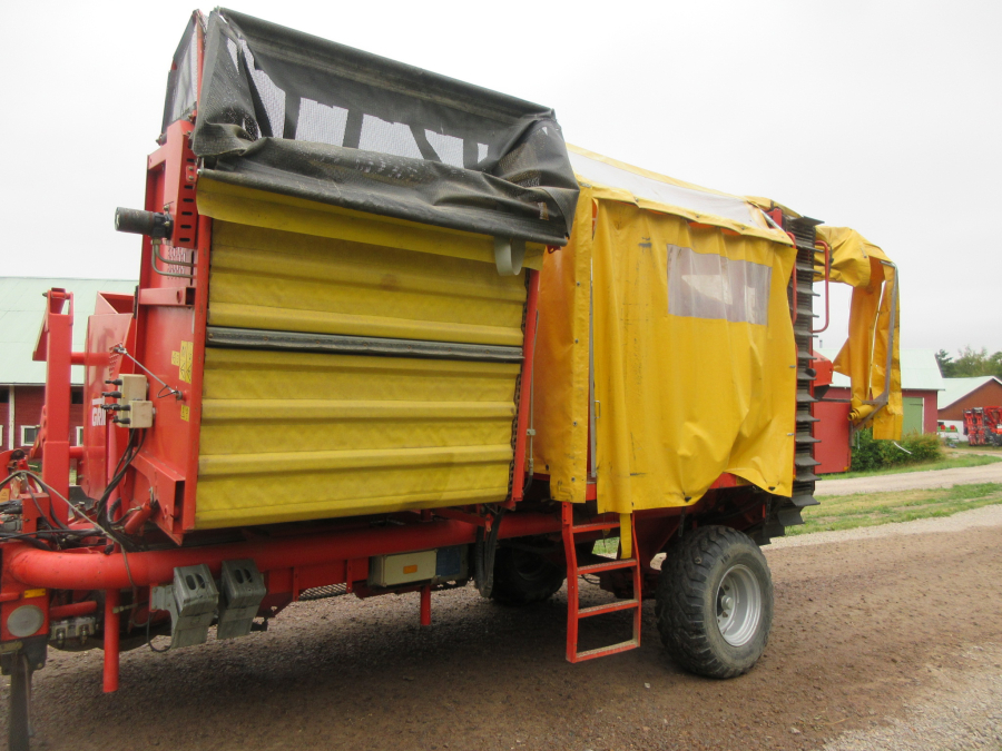 5547 Grimme SE75-30 potato harvester