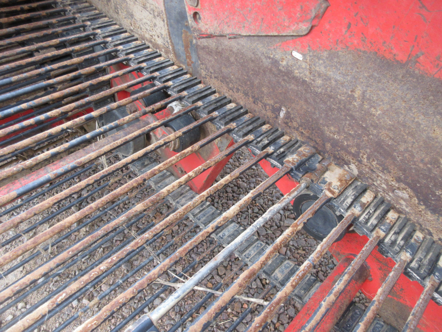 5547 Grimme SE75-30 potato harvester