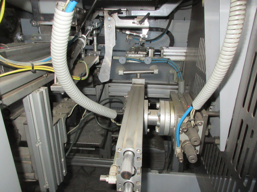 5548 EMVE BE6000 paper bagger