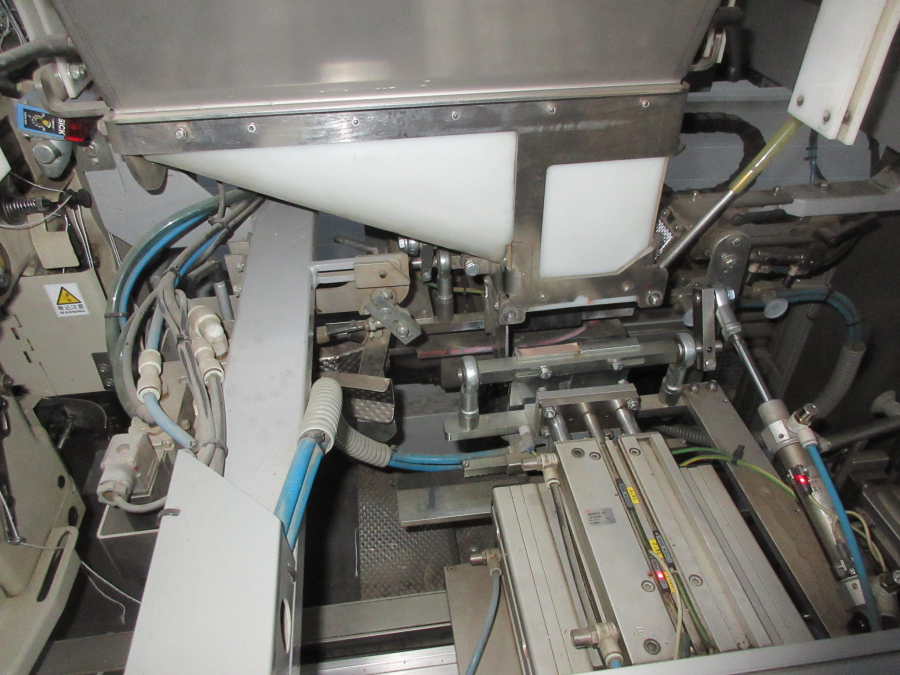 5548 EMVE BE6000 paper bagger