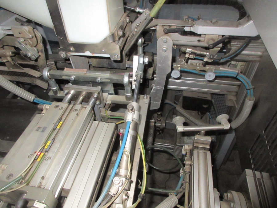 5548 EMVE BE6000 paper bagger