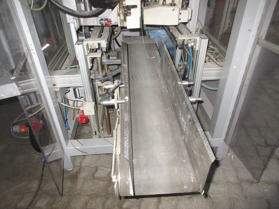 5548 EMVE BE6000 paper bagger