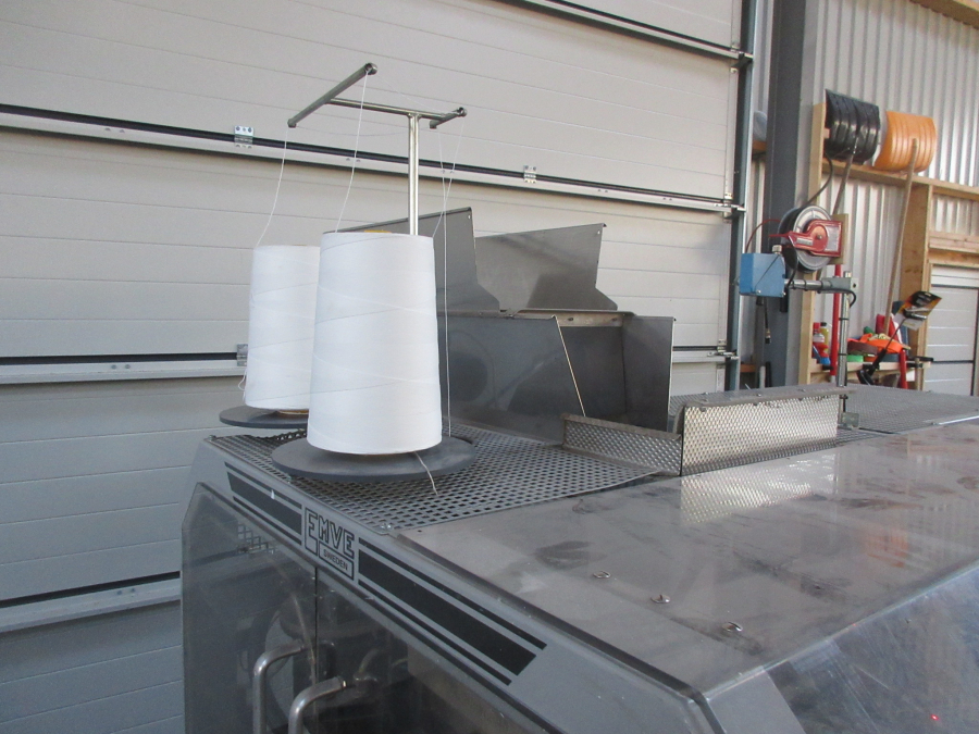 5548 EMVE BE6000 paper bagger
