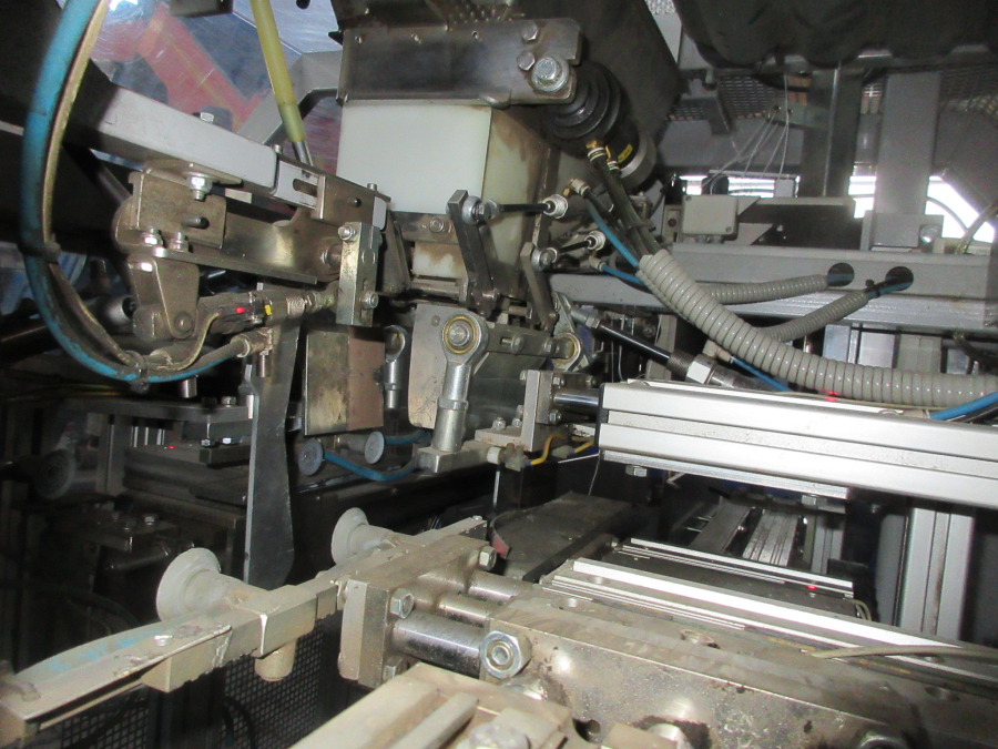 5548 EMVE BE6000 paper bagger