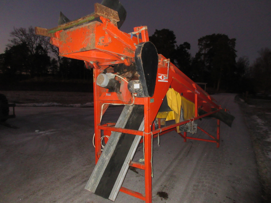 5551 EKKO diameter sorter grader for carrots