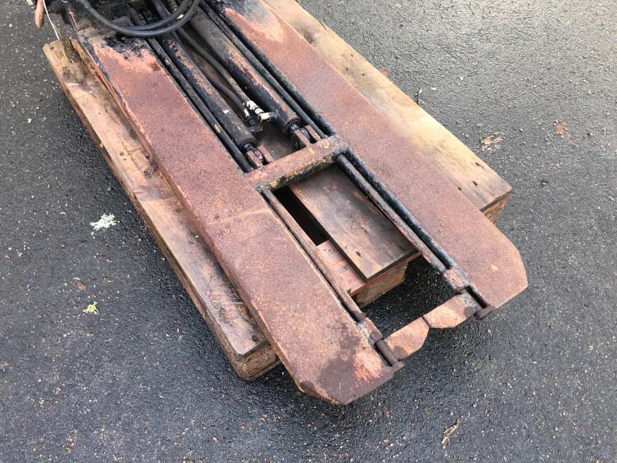 5577 Box turner for forklift