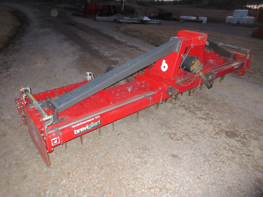 5581 Breviglieri power harrow 4,5 m
