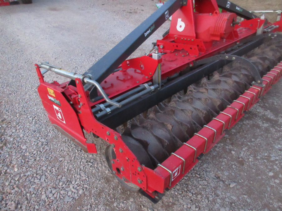 5581 Breviglieri power harrow 4,5 m
