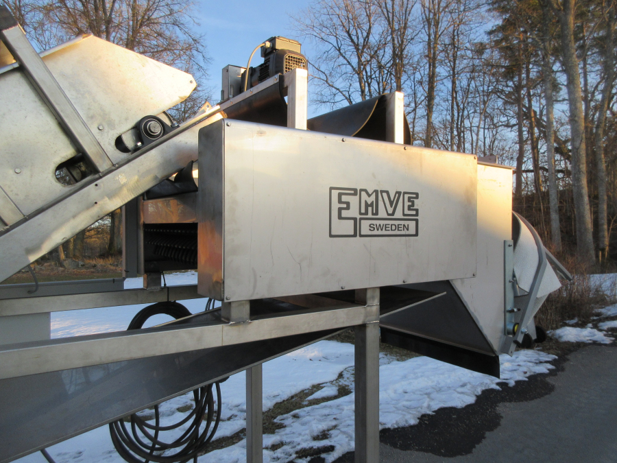 5602 EMVE wet dosing hopper