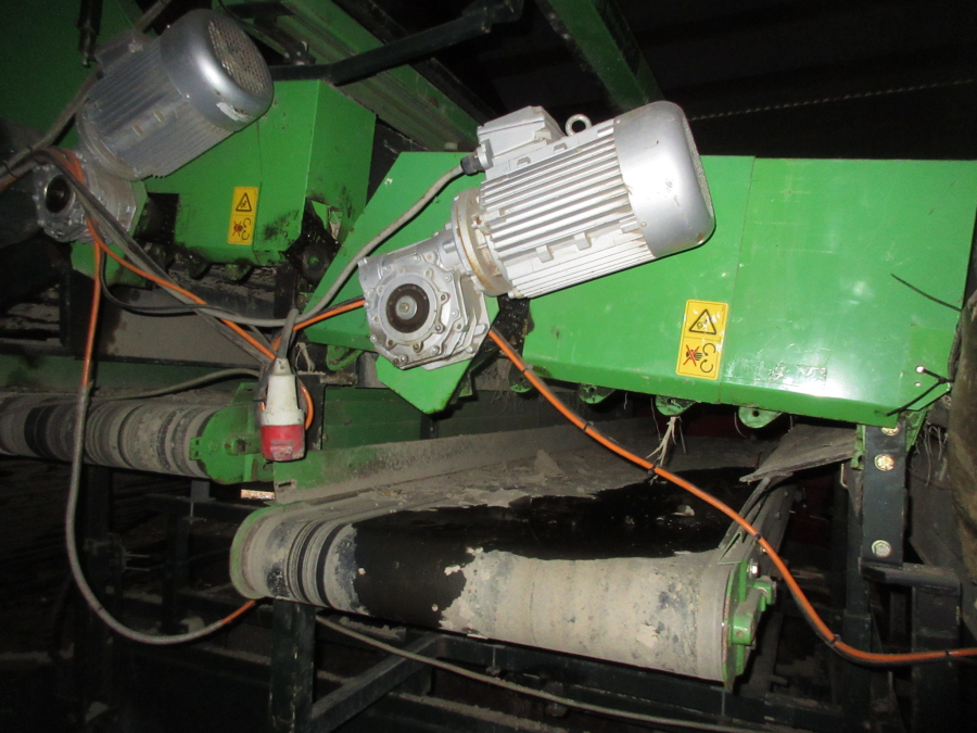 5610 Miedema SB1151 receiving hopper 
