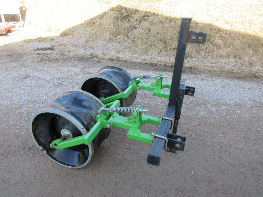 5620 AVR low press tires to haulm topper