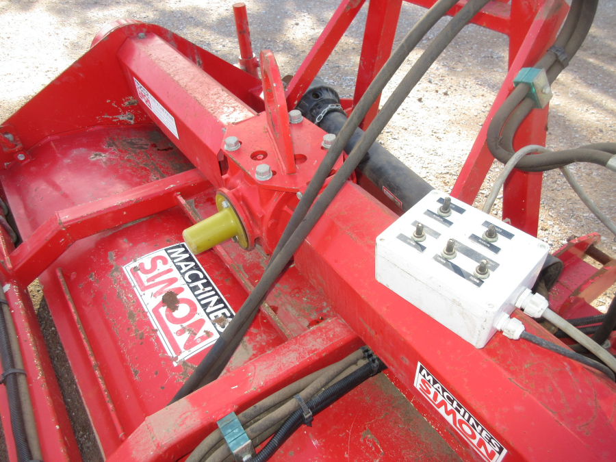 5633 Simon M165 bed cultivator 