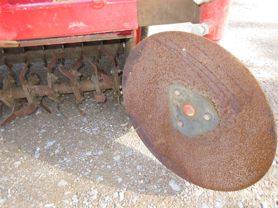 5633 Simon M165 bed cultivator 