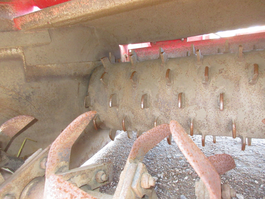 5633 Simon M165 bed cultivator 