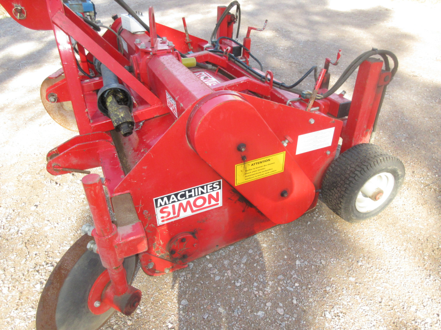 5633 Simon M165 bed cultivator 