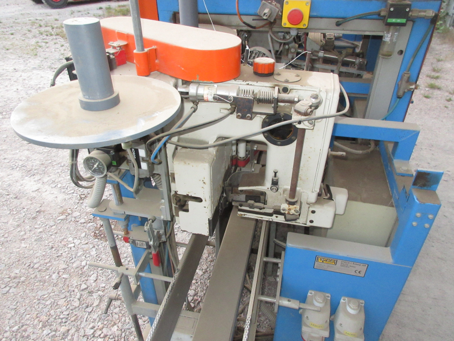 5684 Newtec 2009 / EMVE BE 5000 weigher and paperbagger