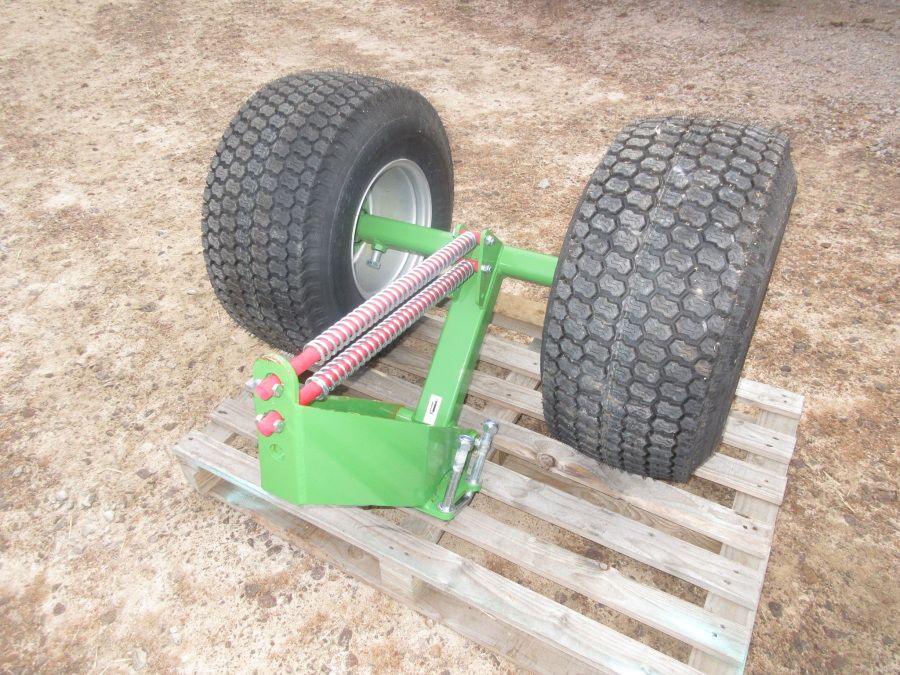 5687 Baselier low press tires to haulm topper