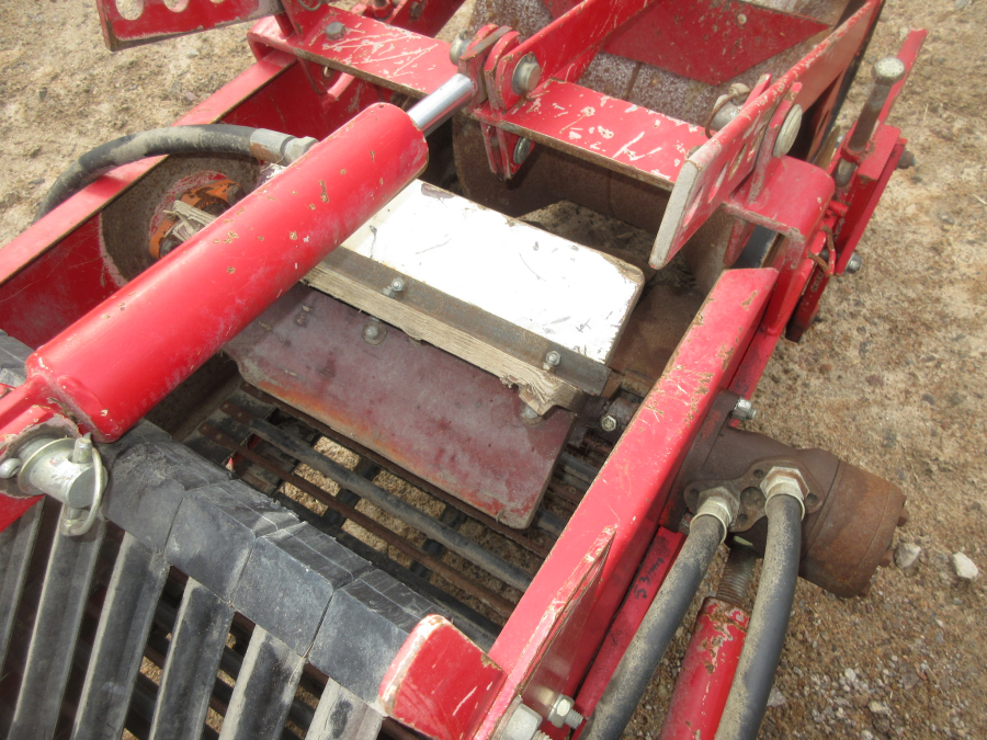 5711 Juko Midi potato harvester