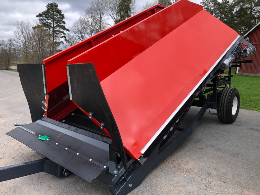 5726 Miedema SB451 receiving hopper