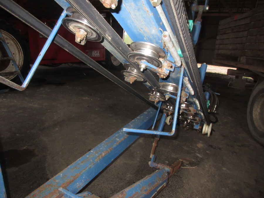 5738 Asa-Lift Combi 1000 carrot harvester box