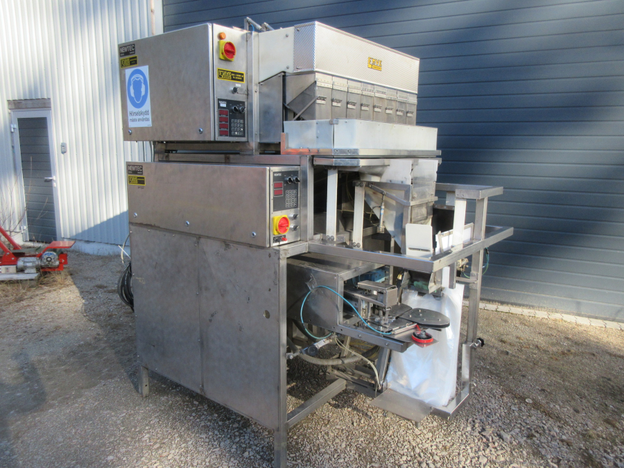 5752 Newtec 2000/G40 weigher and bagger