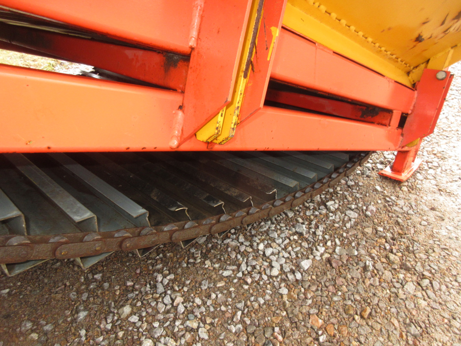 5757 Climax 700 receiving hopper