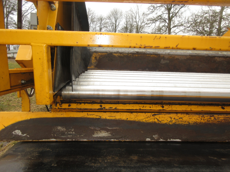 5757 Climax 700 receiving hopper