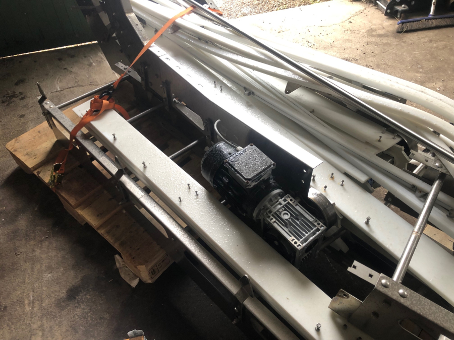 5764 Rotab Elevator stainless steel 1500+4920+1500 x 440 mm