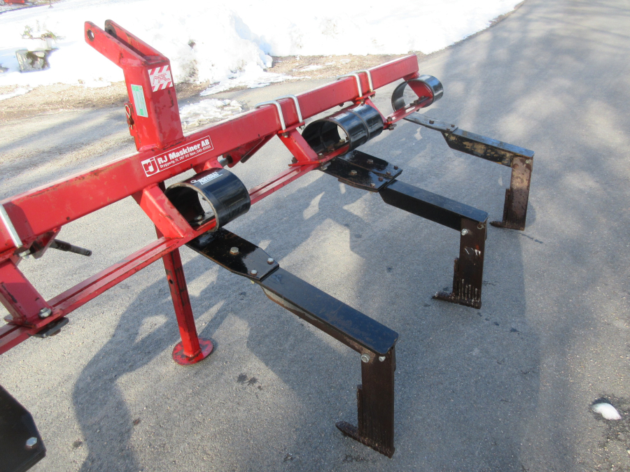 5767 Mac stick grubber 4 row