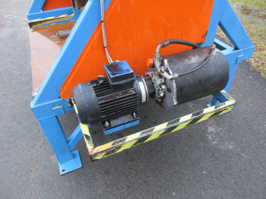 5769 EMVE Box turner hydraulic stationary